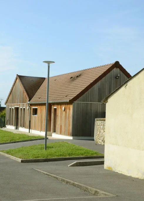 Salle polyvalente sports Melz-sur-Seine village Seine et Marne 77 proche Provins Salle polyvalente sports Melz-sur-Seine village Seine et Marne 77 proche Provins